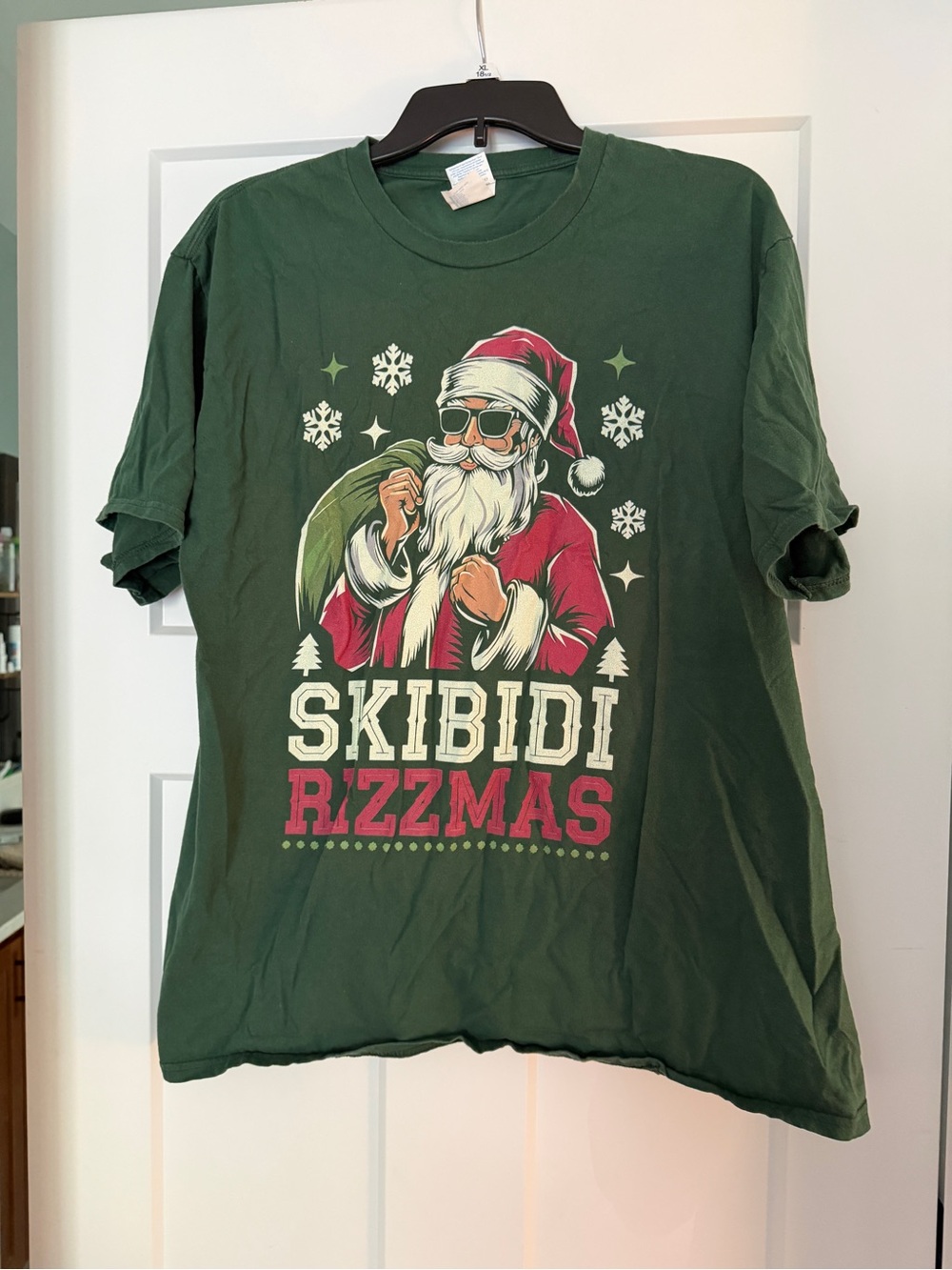PORT & COMPANY Green 'Skibidi Rizzmas' Santa Graphic Tee-Size XL